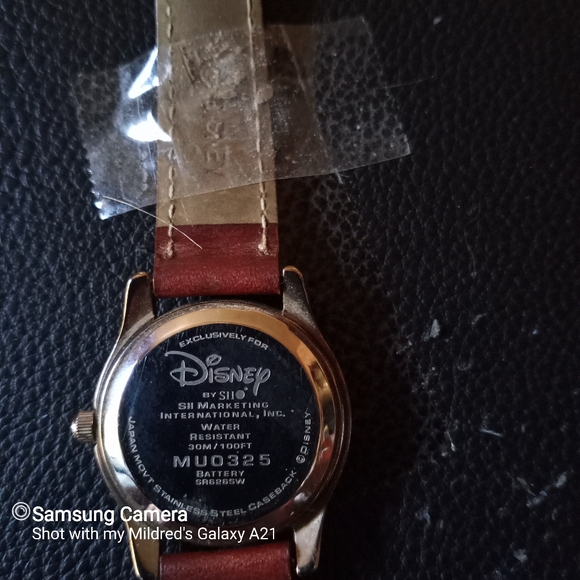 Watch - Picture 3 of 3